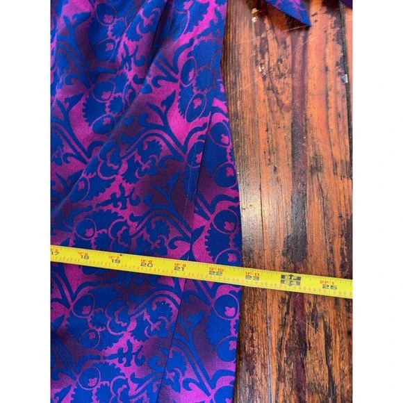 Vintage 100% Silk Wrap Skirt Women Sz 18W Purple Paisley Floral Maxi Resort - Picture 8 of 8